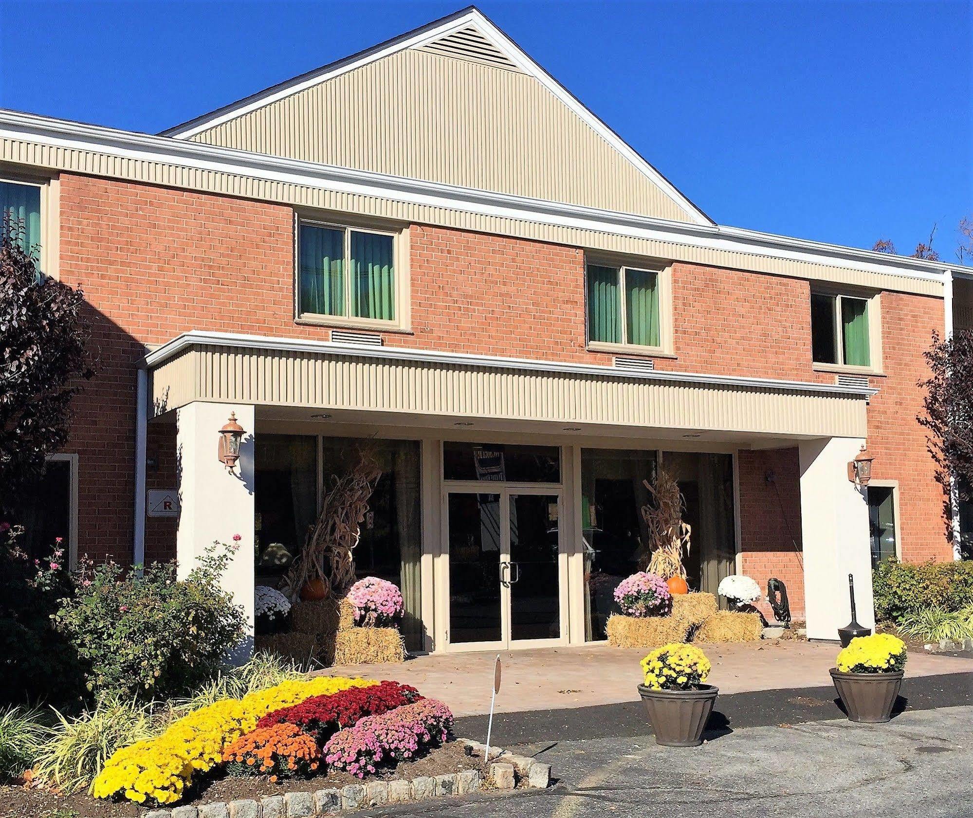 The Avenue Hotel Newark Exterior photo